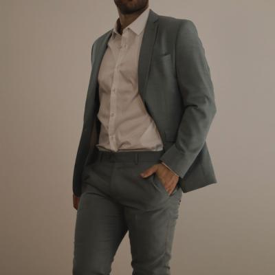 Maninsuit2