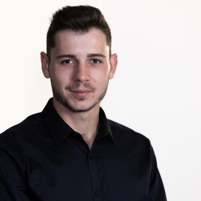 Portrait Website 9
